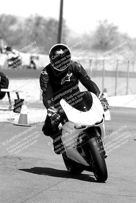 media/Mar-21-2022-Moto Forza (Mon) [[4127b7cc51]]/Around the Pits/